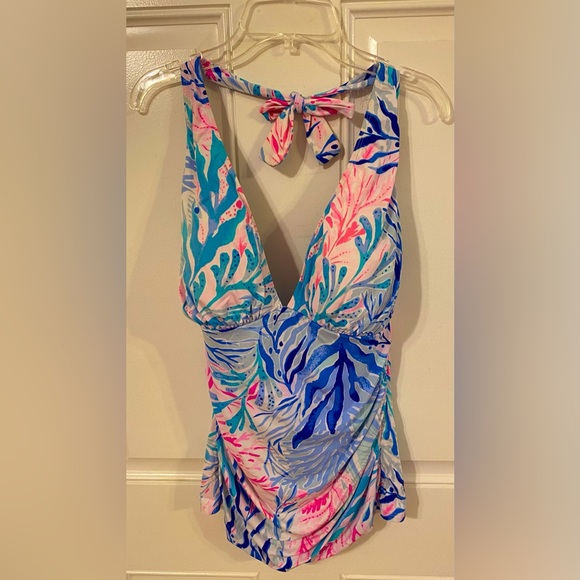 Lilly Pulitzer Other - Beautiful Lilly Pulitzer Tankini Top. Size 10